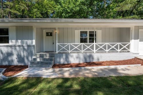 1613 Allgood Rd, Stone Mountain, GA 30083-5510