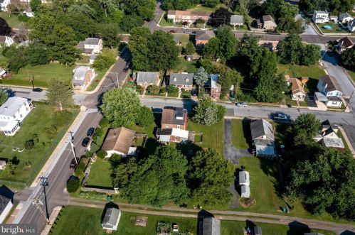 321 Howard St, Pottstown PA 19464-6701 exterior