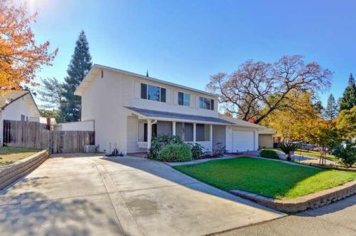 8150 Chipwood Way, Citrus Heights, CA 95662-3124