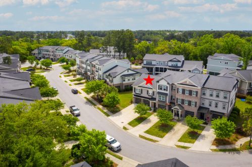 208 Slipper Shell Ct, Mount Pleasant SC  29464-6724 exterior