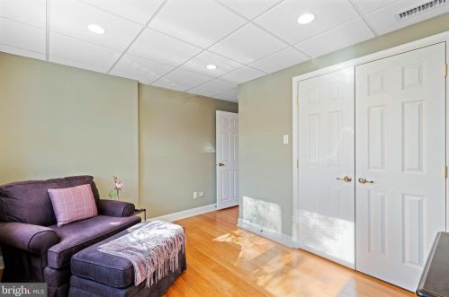 118 Ann Dr, Southampton PA 18954-1639 exterior