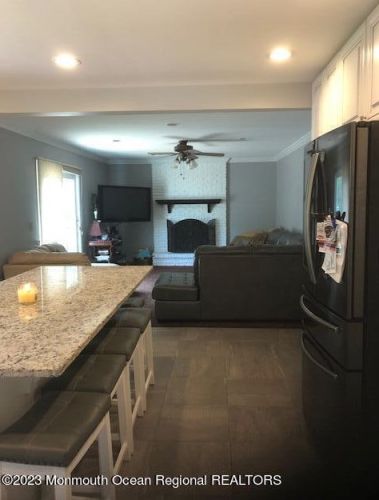 82 Whalepond Rd, West Long Branch, NJ 07764-1238