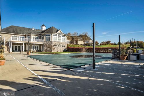 228 Colonial Dr, Navy Sup Dpt PA  17050-9505 exterior