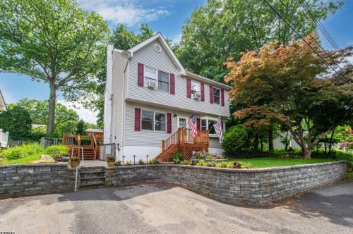 50 Broadway, Hopatcong NJ  07843-1147 exterior