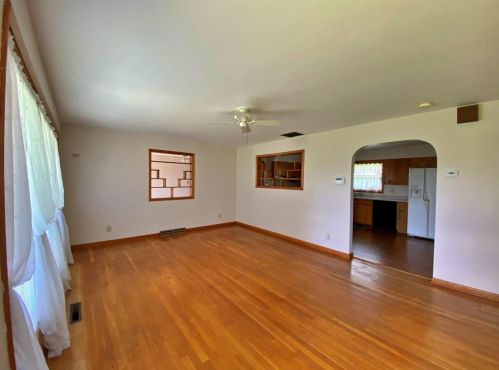 5354 Howland Rd, Redoak, OH 45167-9738