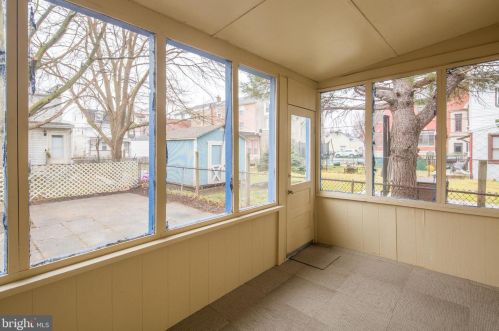 308 Monmouth St, Gloucester NJ  08030-1721 exterior