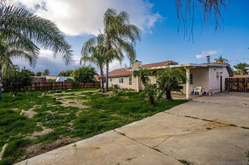 22335 Osprey Ct, Wildomar CA  92595-8147 exterior