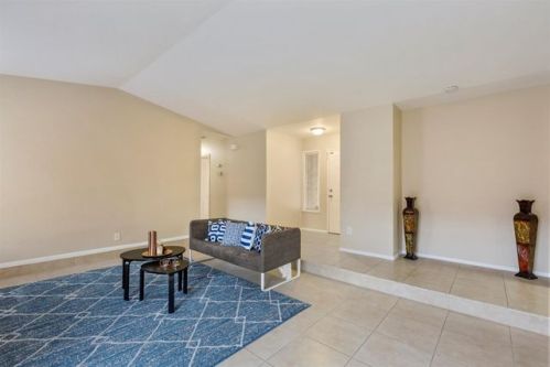 12765 Sierra Creek Rd, Victorville, CA 92395-8901