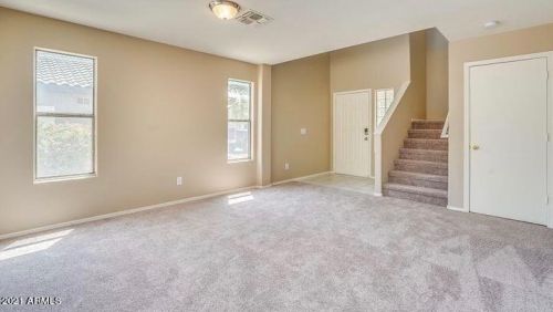 1766 Del Rio St, Gilbert, AZ 85295-5012
