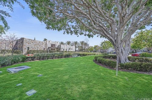 5440 Strand, Hawthorne CA 90250-1090 exterior