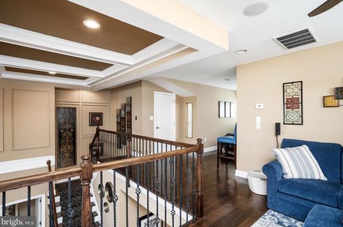 1748 Renaissance Blvd, Yardley PA  19067-6446 exterior