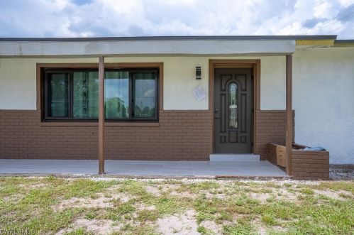 15 Leeland Hts Blvd, Lehigh Acres FL 33936-6431 exterior