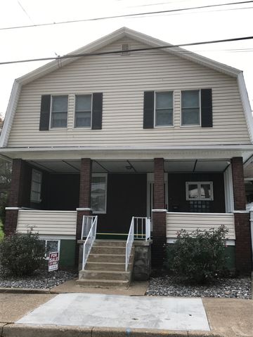 612 Pitcairn Ave, Jeannette, PA 15644-1773