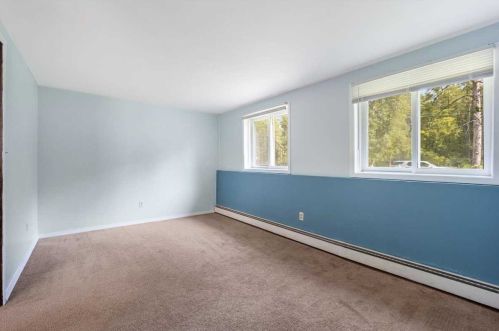 72 Spook Hl Rd, New Hamburg NY  12590-4305 exterior