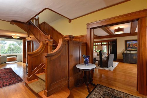 1877 Lyndon Rd, San Diego, CA 92103-1644