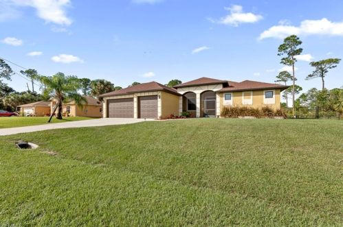 711 Henry Ave, Lehigh Acres, FL 33971-1132