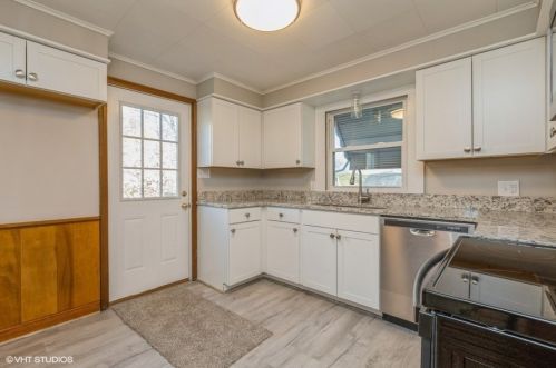 522 Wildwood Ave, New Castle PA  16105-2440 exterior