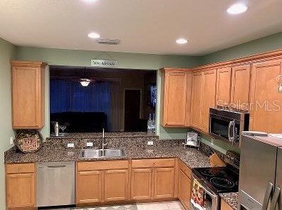 6505 98th Ave, Pinellas Park, FL 33782-3049