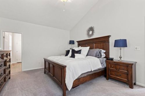 106 Cumberland Chase Blvd, Pataskala OH  43062-7871 exterior