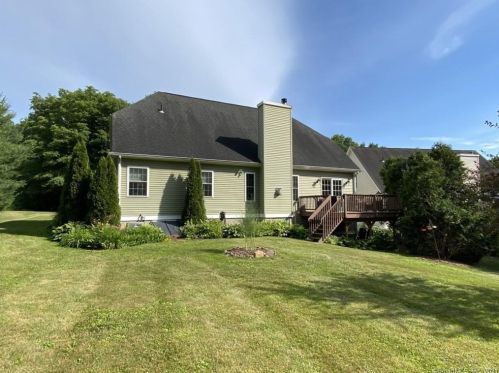 5 Briarwood Ln, Durham CT  06422-1222 exterior