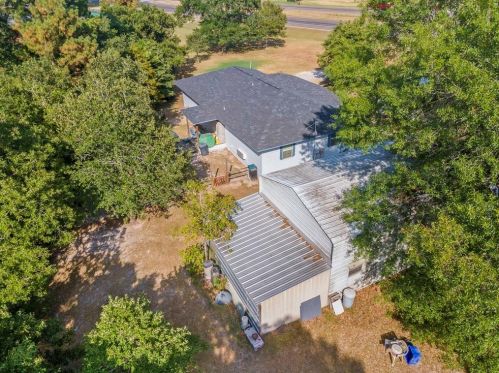 3015 State Highway 19, Huntsville, TX 77320-0453