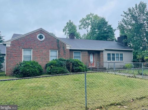104 Waterview Dr, Laurel, DE 19956-1714