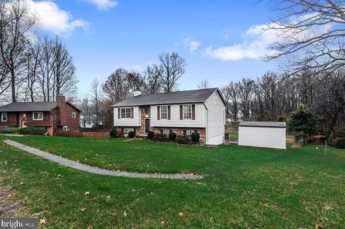 11718 Rutherford Dr, Fredericksburg, VA 22407-6432