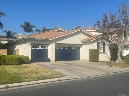 11419 Springwood Ct, Riverside, CA 92505-5120