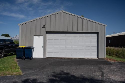 908 Prairie St, Mauston, WI 53948-1741