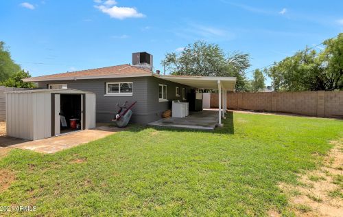 8136 12 St, Phoenix AZ 85022-3137 exterior