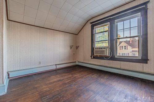 41 Ford Ave, Perth Amboy NJ  08863-1604 exterior