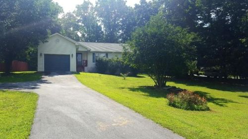 2533 Spruce Loop, Crossville, TN 38555-3822