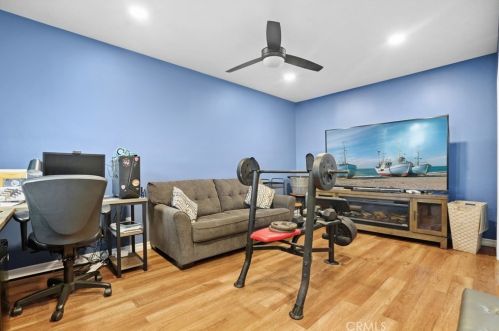 5023 Faust Ave, Lakewood CA  90713-1922 exterior