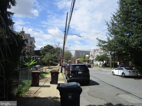 504 Broom St, Wilmington, DE 19805-0042