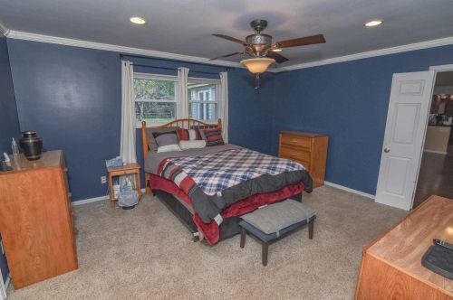 8883 Valley Circle Dr, Florence KY  41042-9523 exterior