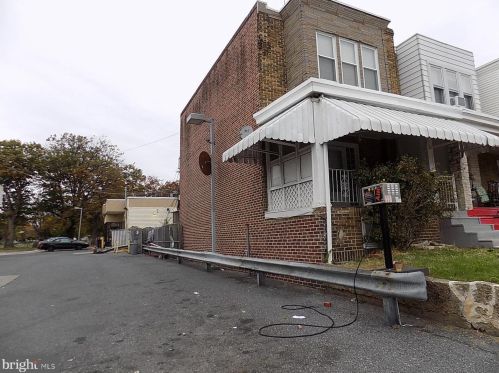 1611 Crosslynne Ave, Camden, NJ 08107-2211