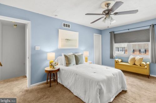 3 Ingrid Ct, Wilmington DE  19808-4062 exterior