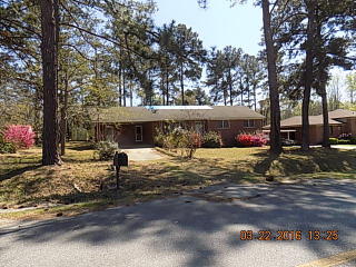 135 Ruby Dr, Macon, GA 31211-7631