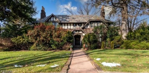 25 Denman Pl, Industrial Hillside, NJ 07205-3135