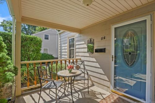 114 Oaklawn Ave, Stamford, CT 06905-3621