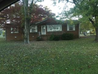 516 Madison Ave, Ravenscroft, TN 38583-1345