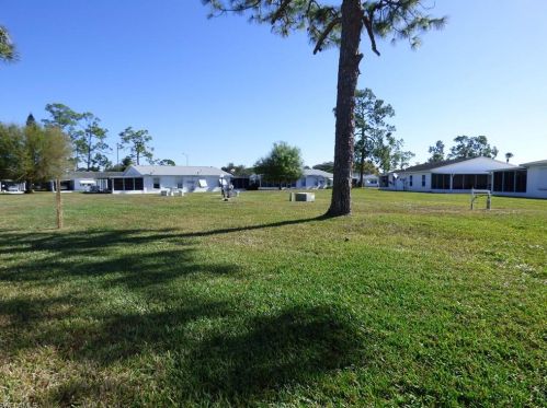 26 Desert Candle Cir, Lehigh Acres FL 33936-7362 exterior