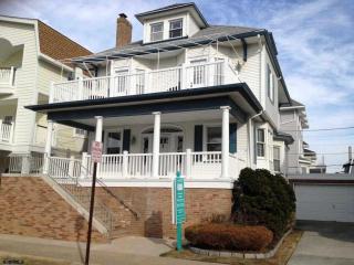 105 Princeton Ave, Atlantic City NJ  08406-2753 exterior