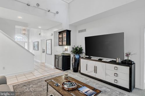 319 Equus Dr, Camp Hill PA  17011-8350 exterior