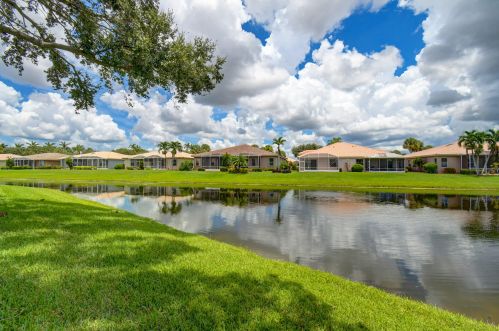 10846 Crystal Key Ln, Boynton Beach, FL 33437-4213