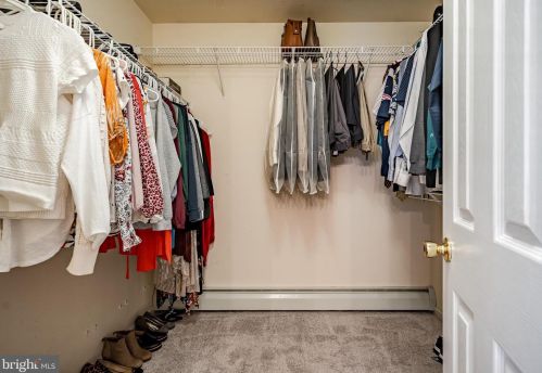 1048 Ryans Run, Boothwyn PA  19060-4411 exterior