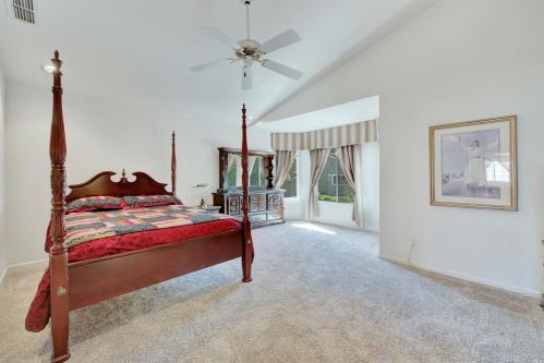 272 Sparrow St, Vacaville CA  95687-7225 exterior