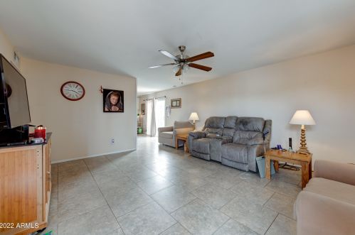 13802 48th Ave, Glendale, AZ 85306-4917