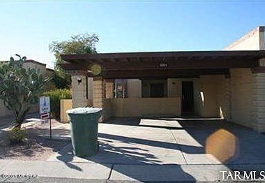 5064 Mira Loma Dr, Tucson, AZ 85706-8400