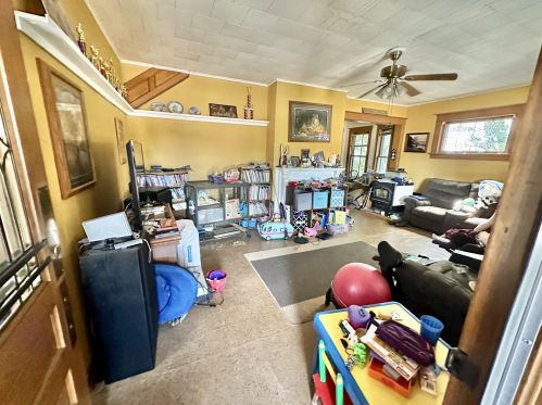 86 1st St, Fond Du Lac, WI 54935-4339